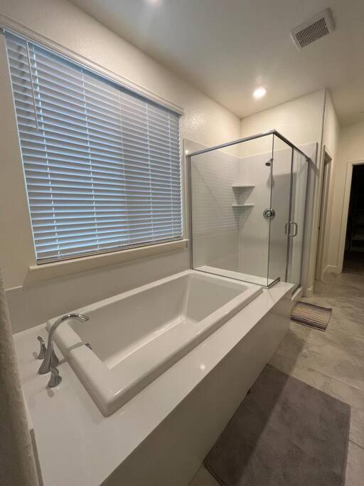 Brand-New, Beautiful & Stylish Home In Sacramento! מראה חיצוני תמונה