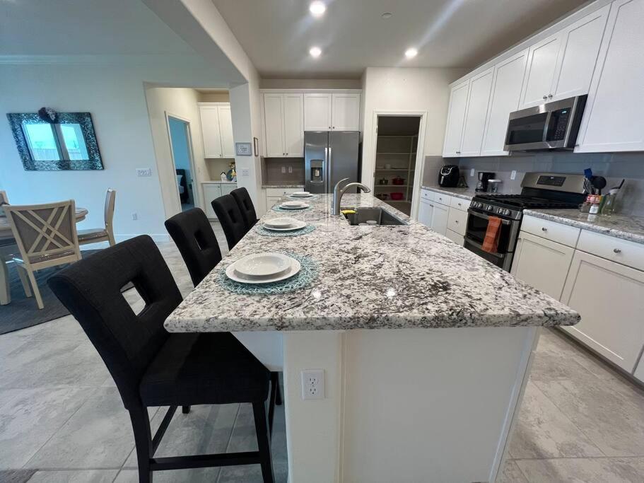 Brand-New, Beautiful & Stylish Home In Sacramento! מראה חיצוני תמונה